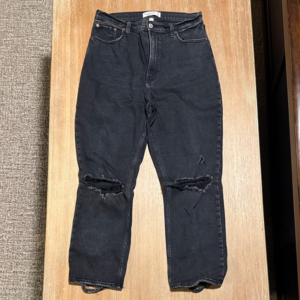 Abercrombie & Fitch Black Distressed Women's Curve Love Ankle Jeans